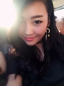 小呗电脑坏不定时播主播照片