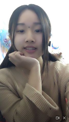 曾柯爱😘求升�级主播照片