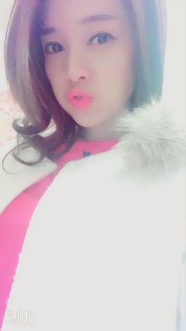 雨荨5198主播照片