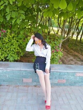 小兔子乖乖♛主播照片