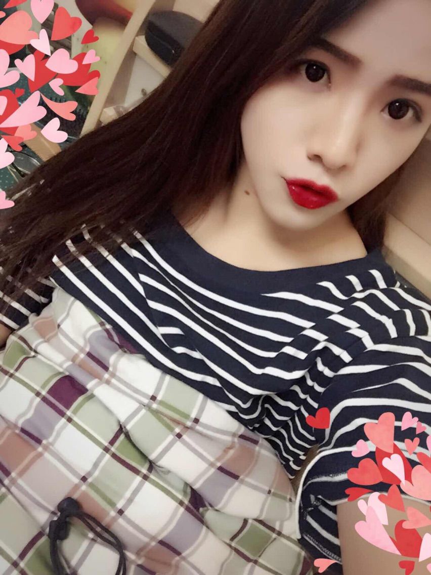 Ten夏天的主播照片