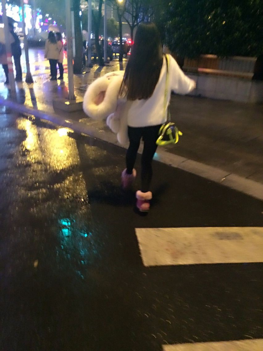 风中的风铃的图片