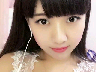 10580溪宝主播照片