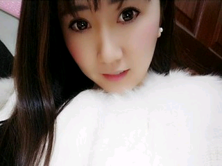 v-江南的雨的主播照片