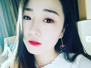 勾魂使主播照片