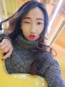 A亮宝主播照片