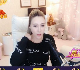 傅园慧.主播照片