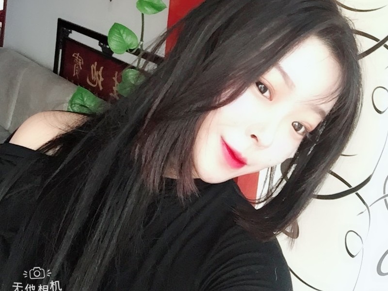 小思思？的主播海报