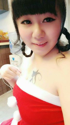 路路即将退房主播照片
