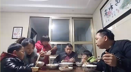 逍遥快活的人主播照片