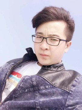 冰块E主播照片