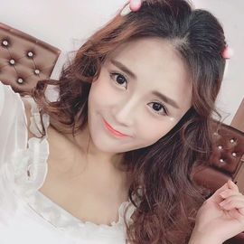 跑调嘉💟主播照片