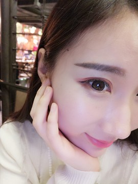 连小婷出差连沈沙封主播照片