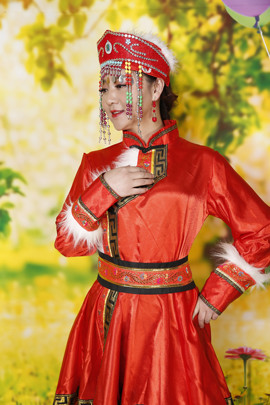 歌后阿茹娜主播照片