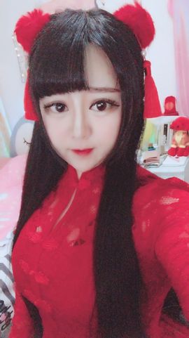 小小西521主播照片