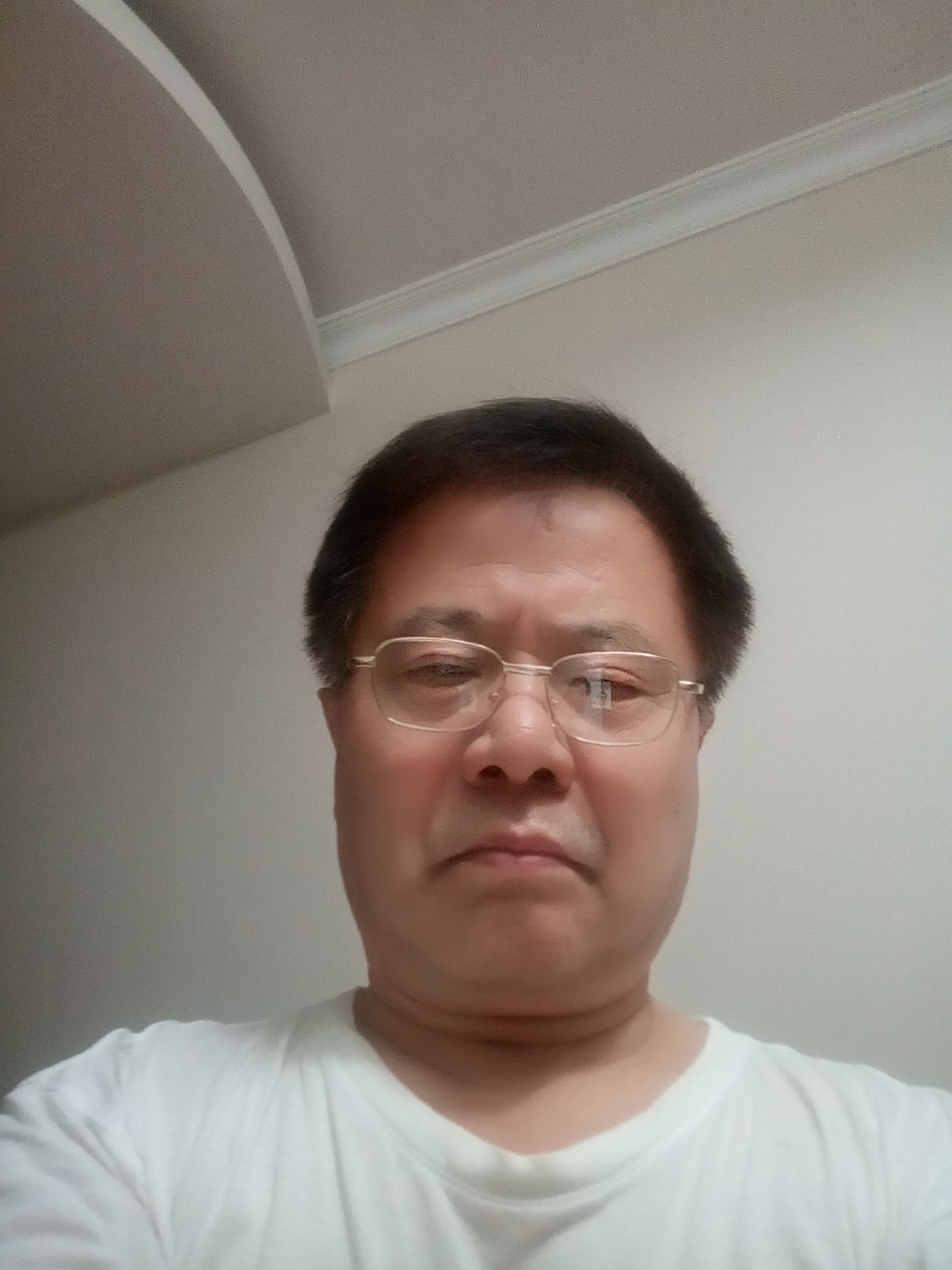 静静地默默地！的主播照片