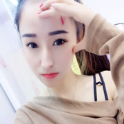 一朝冷却，几番风雨中海报