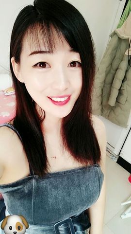 雨伞雨伞呢主播照片