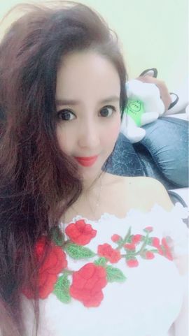 魅丽晴儿主播照片