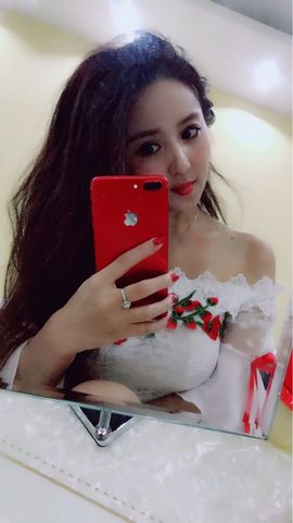 魅丽晴儿主播照片