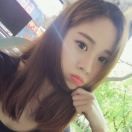 小晴天🍥海报