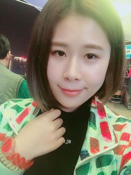 んeart。大白婷婷主播照片