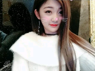 文果💖怡彩的主播照片
