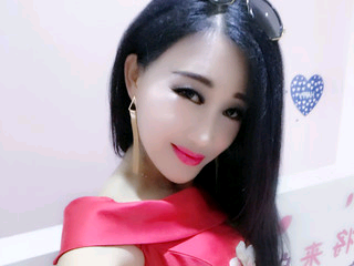 一曰三湫主播照片