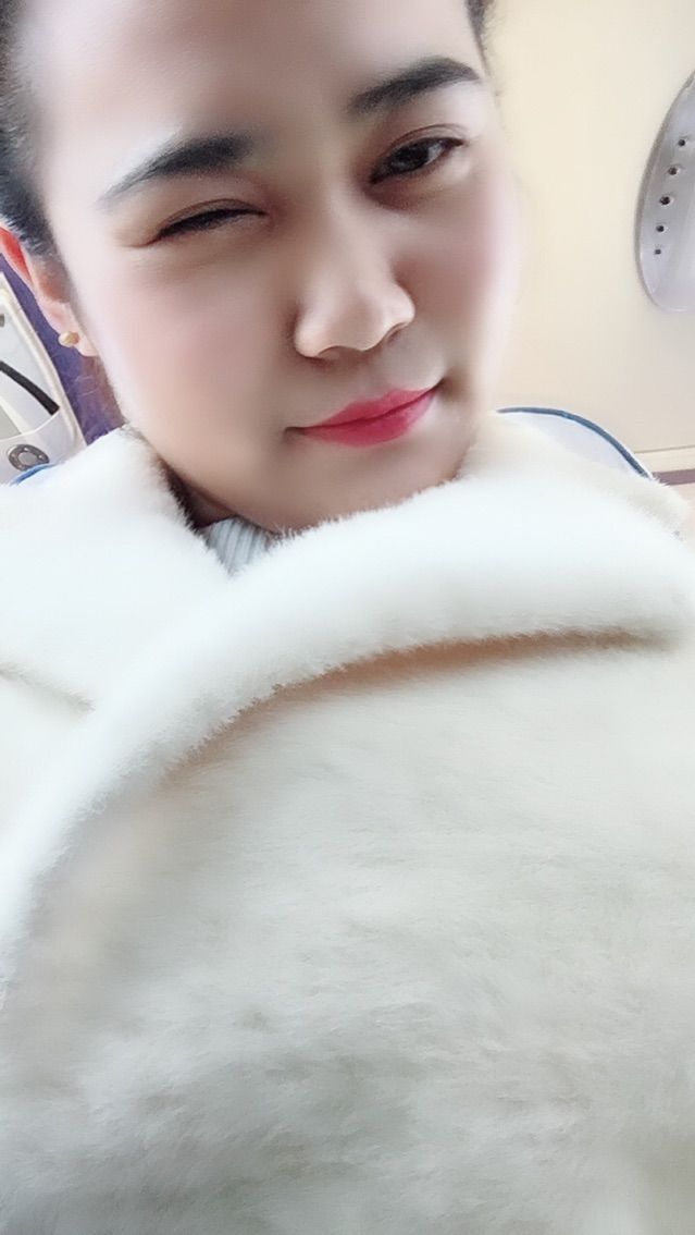 871881111主播照片