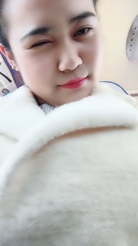 871881111主播照片