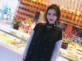 2245455941主播照片