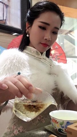 茶茶今晚休明天见主播照片