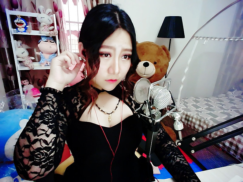 阿馨妹妹丶的主播海报