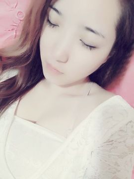 檐下等你主播照片
