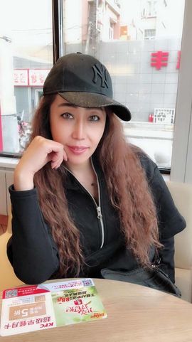 冷咖妃主播照片