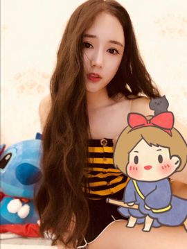 小小凡🎤（8点播）主播照片