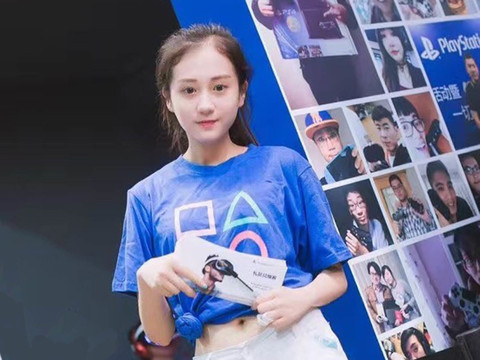 风花姑娘的雪月💓海报