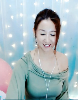 爱ღ小叶子☂☂主播照片
