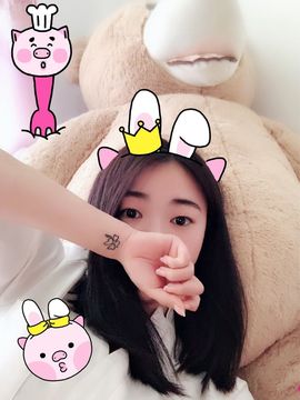 ℛℯd苹果🍎小萌妹主播照片