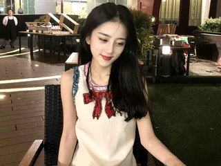 壹億圓的主播照片