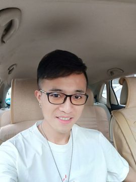28888丶龙三主播照片