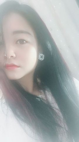 蚀骨💋冷美人主播照片