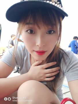 小美悠吖主播照片