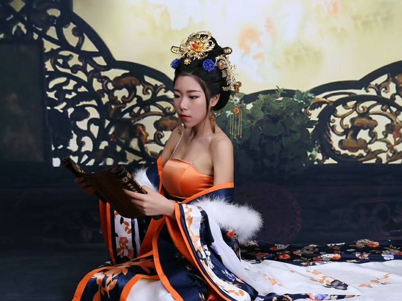 狮子座的宇宇的主播海报