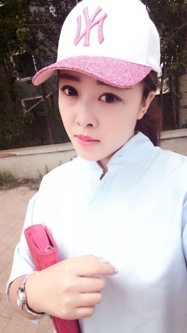 蕊蕊休息主播照片