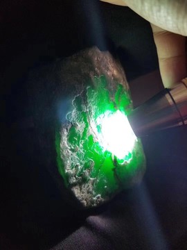 饰品万千，翡翠当先主播照片
