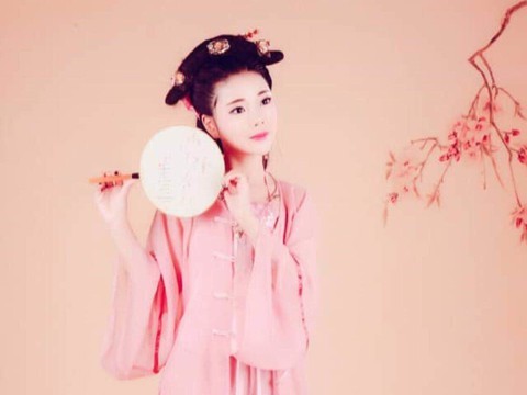 小呆玉。。。海报
