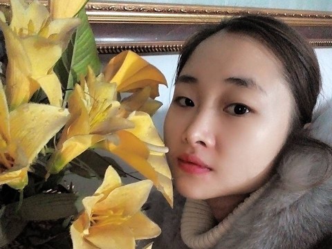 小稀**海报