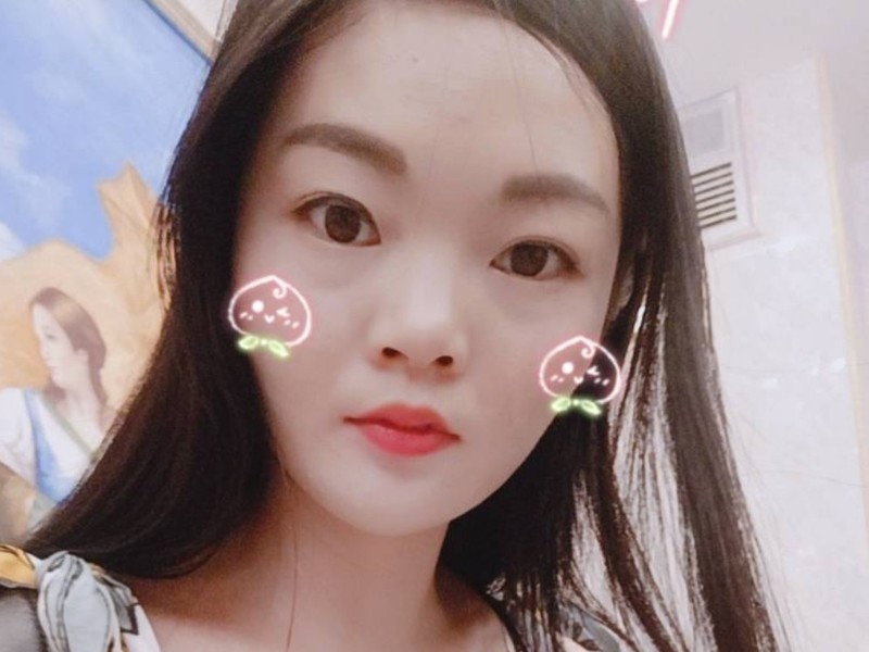 AA小甜心5的主播海报