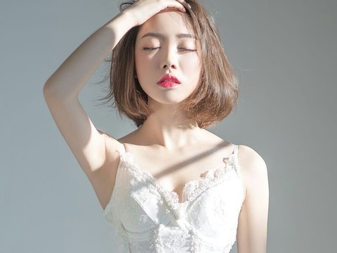 燕儿可爱小逗比海报
